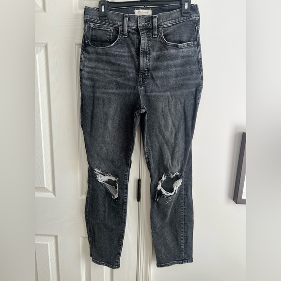 Madewell Denim - Madewell The Mom Jean Distressed Black Sz 29